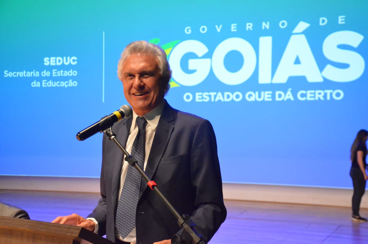 CAIADO