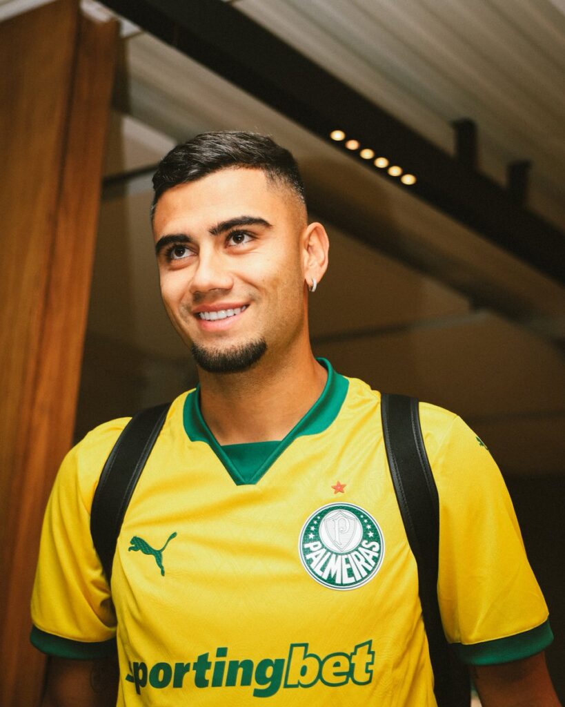 Registro dos jogadores que movimentaram o último dia da janela de transferências no futebol brasileiro.