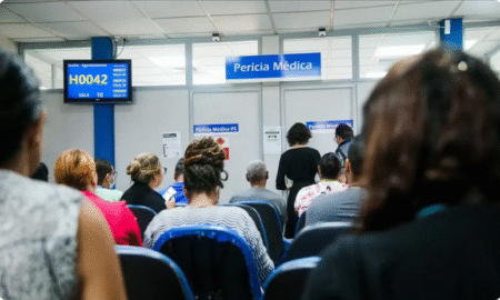 Screenshot 2025-11-26 at 08-26-45 INSS cria comitê estratégico para reduzir fila de 2 8 milhões de pedidos - Gerais News