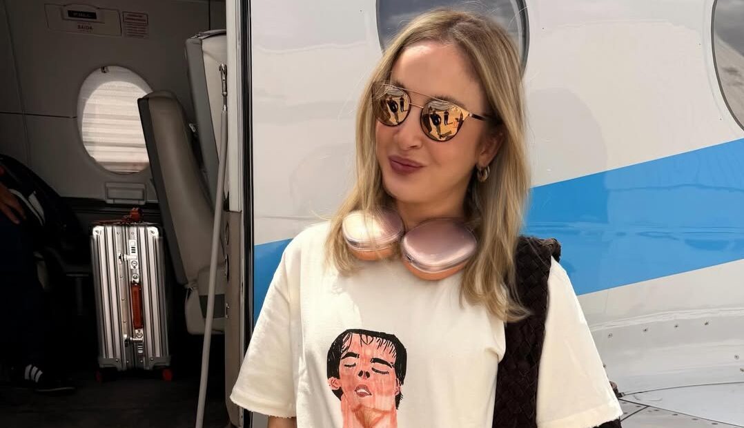 Indo ali à #Curitiba, para fazer um show na #OperaDeArame! É sonho o que eu quero viver! Obrigad