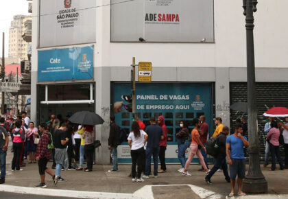 emprego_HOME_RovenaRosa-AgBrasil