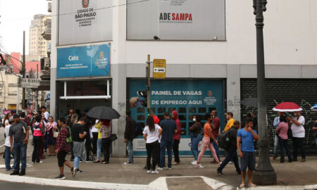 emprego_HOME_RovenaRosa-AgBrasil