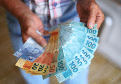 Screenshot 2026-04-16 at 10-18-29 Governo projeta salário mínimo de R$ 1.717 para 2027