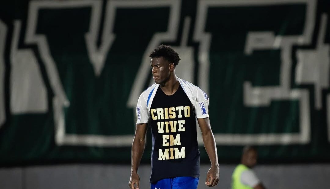 Tenho-vos dito essas coisas para que em mim tenhais paz; no mundo tereis aflição, mas tende bom