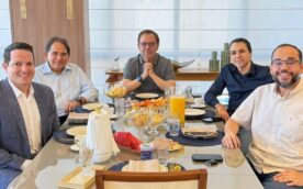 Agradável café para avaliação do Marcha para JESUS aonde reuniu milhares de cristãos de diversas
