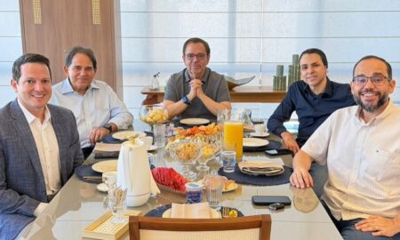 Agradável café para avaliação do Marcha para JESUS aonde reuniu milhares de cristãos de diversas