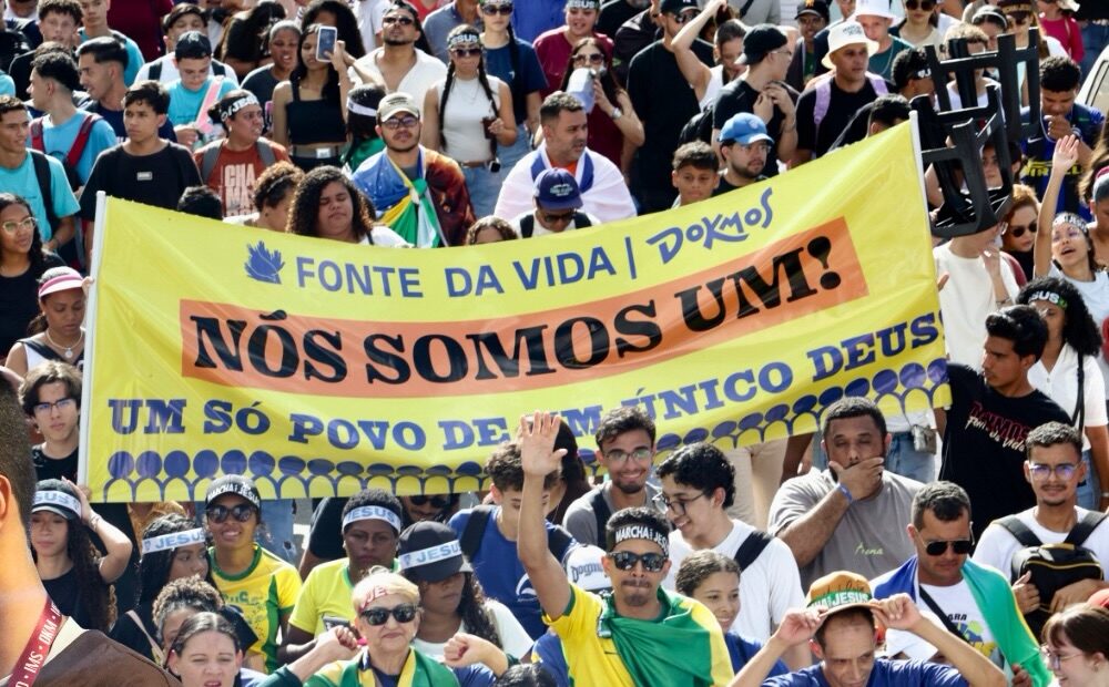 Aprovado por Deus na Marcha para Jesus ❗️🫡💪Fonte Dokmos marcou presença adorando ao Senhor e