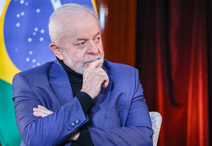 Lula-pensativo