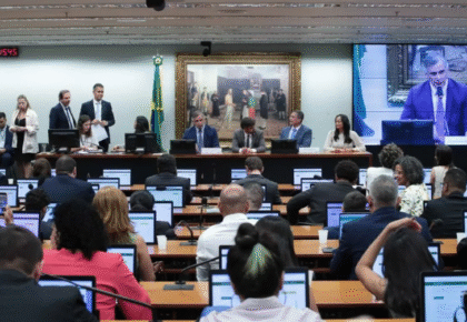 Screenshot 2026-06-11 at 08-01-31 Câmara adia análise da PEC da maioridade penal após sessão ser interrompida Brasil de Fato