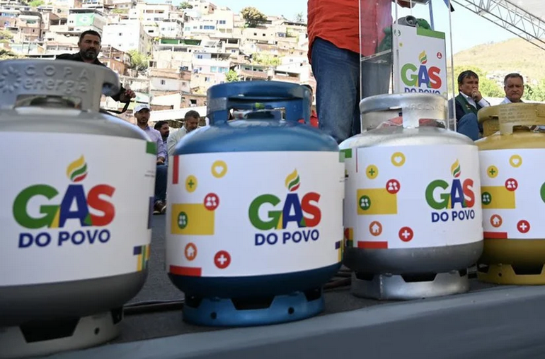 Screenshot 2026-08-10 at 08-54-47 Gás do Povo Caixa disponibiliza vale-recarga para 4 5 milhões de famílias em todo o país Página 12