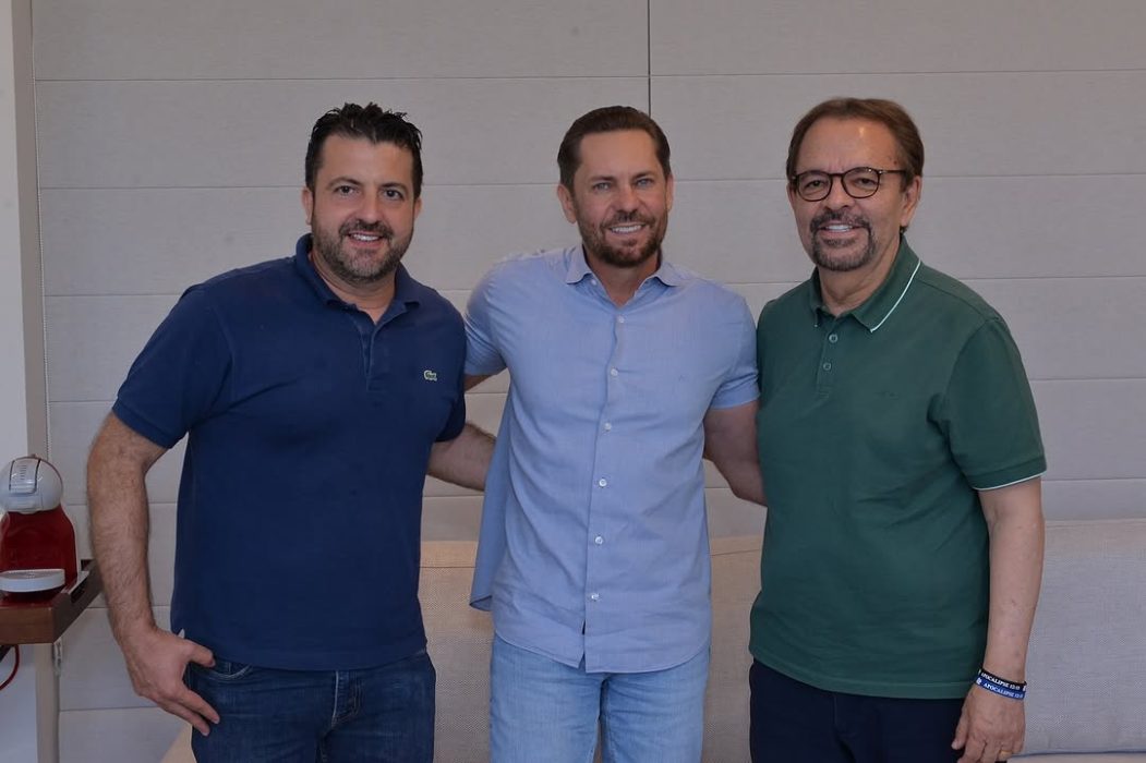 Hoje tivemos a honra de receber para um café da manhã o Presidente da ALEGO e Deputado Estadual Bruno Peixoto (@brunopeixotooficial). Também tivemos a grata companhia do Bp. David (@davidaugusto_s), Hoje tivemos a honra de receber para um café da manhã o Presidente da ALEGO e Deputado Estadual Bruno Peixoto (@brunopeixotooficial). Também tivemos a grata companhia do Bp. David (@davidaugusto_s),