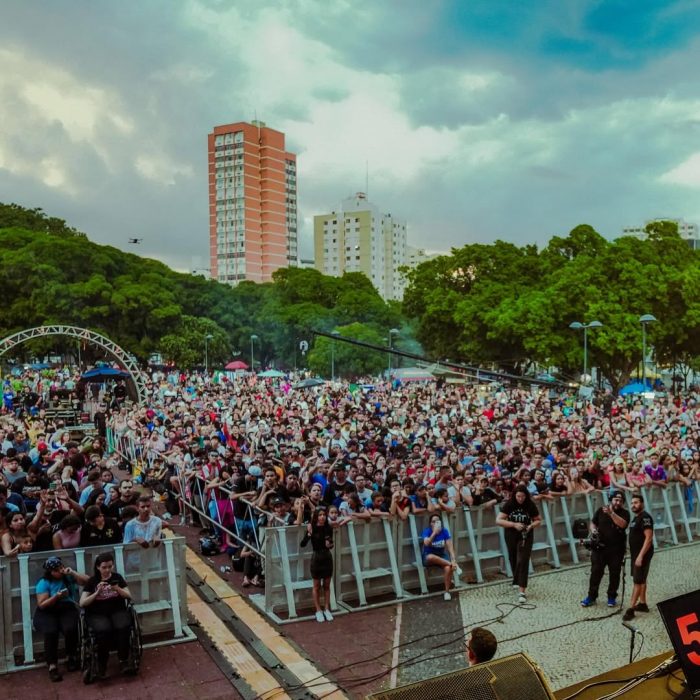 MARCHA PARA JESUS -- GOMilhares de pessoas reunidas com um só propósito; glorificar o nome do Senhor Jesus! (Assessoria) (1)